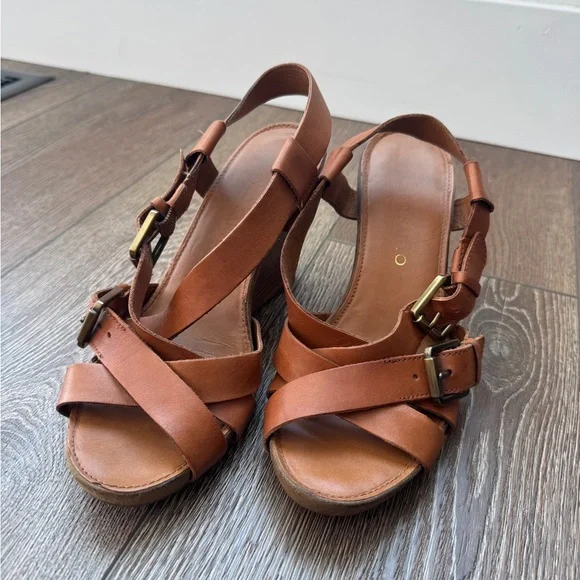 Franco Sorto Women’s Hallie brown leather sandal, size 7M - Picture 2 of 7